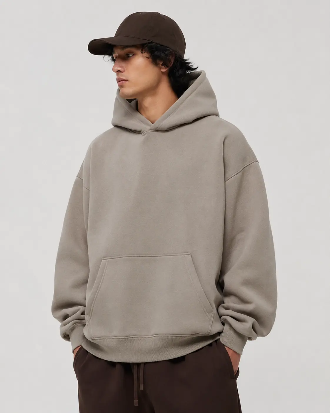 Oversized pullover hoodie with dropped shoulders and streetwear fit