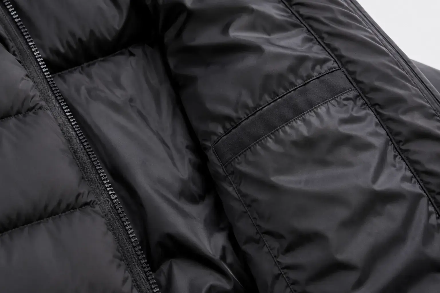 Lining construction inside custom puffer jacket